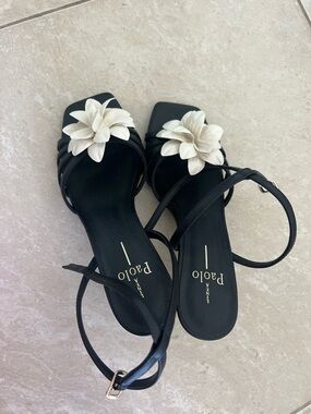 Paolo Black Strappy Sandal with Cream Floral Accent
